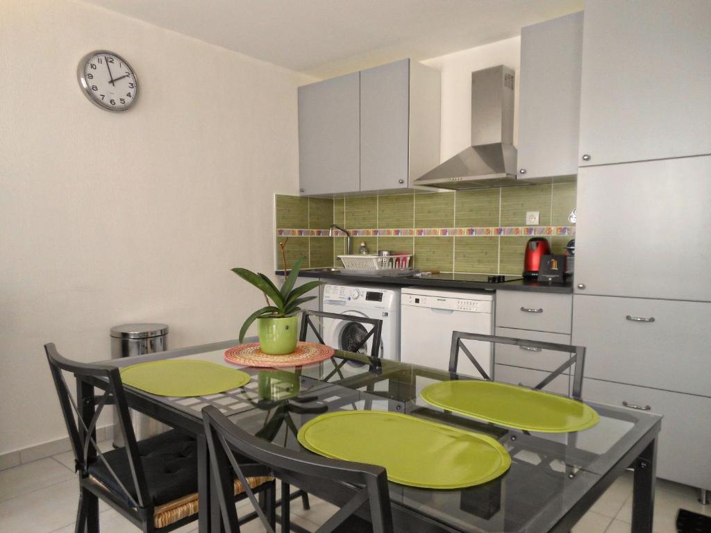 Appartements Residilaverde Hypercentre Grenoble Bilik gambar